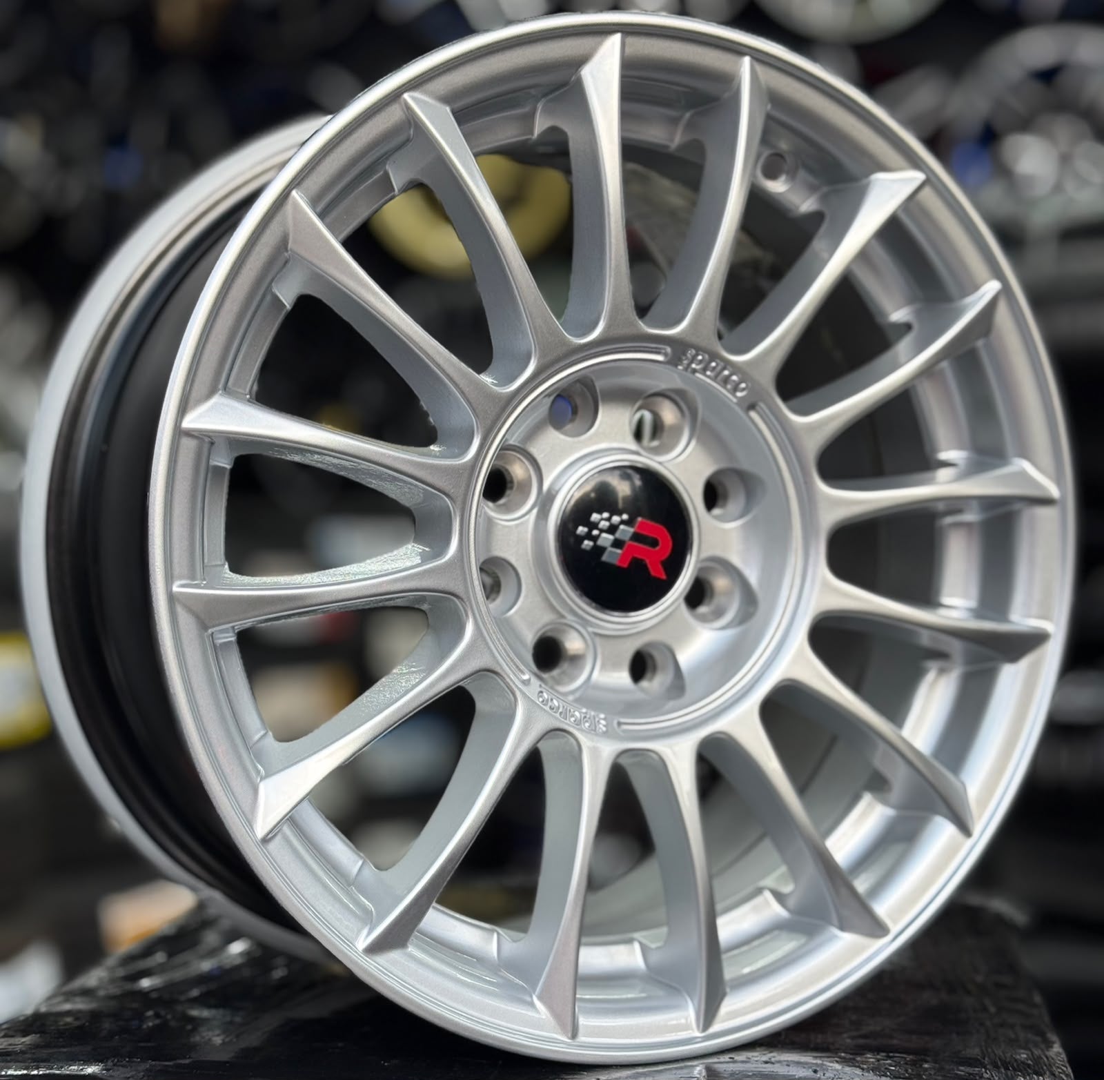 Rin 14 Hyper Silver &nbsp;(Cod.L555)