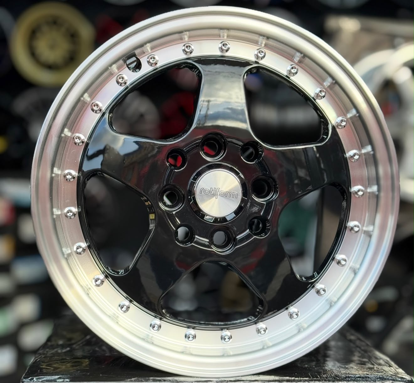 Rin 14 Black (Cod.5366)