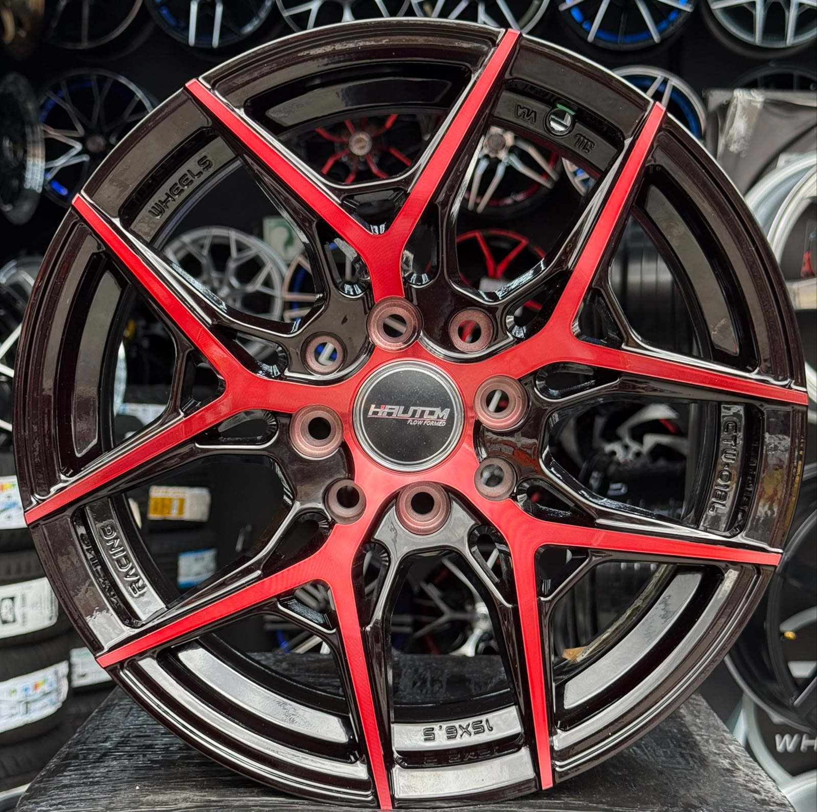 Rin 15 Black-Red (Cod.RGW01)