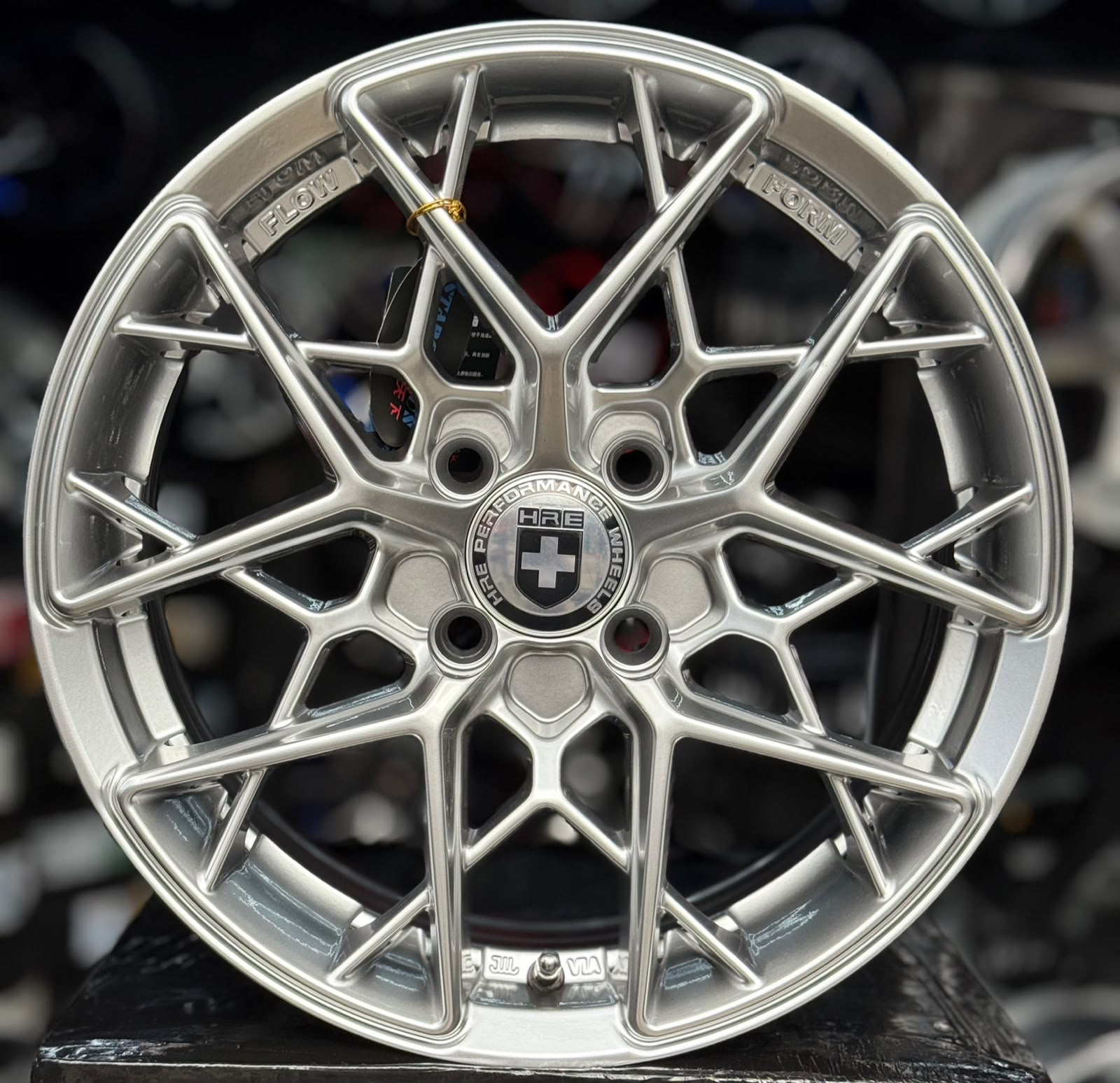 Rin 15 Hyper Black (Cod.511)