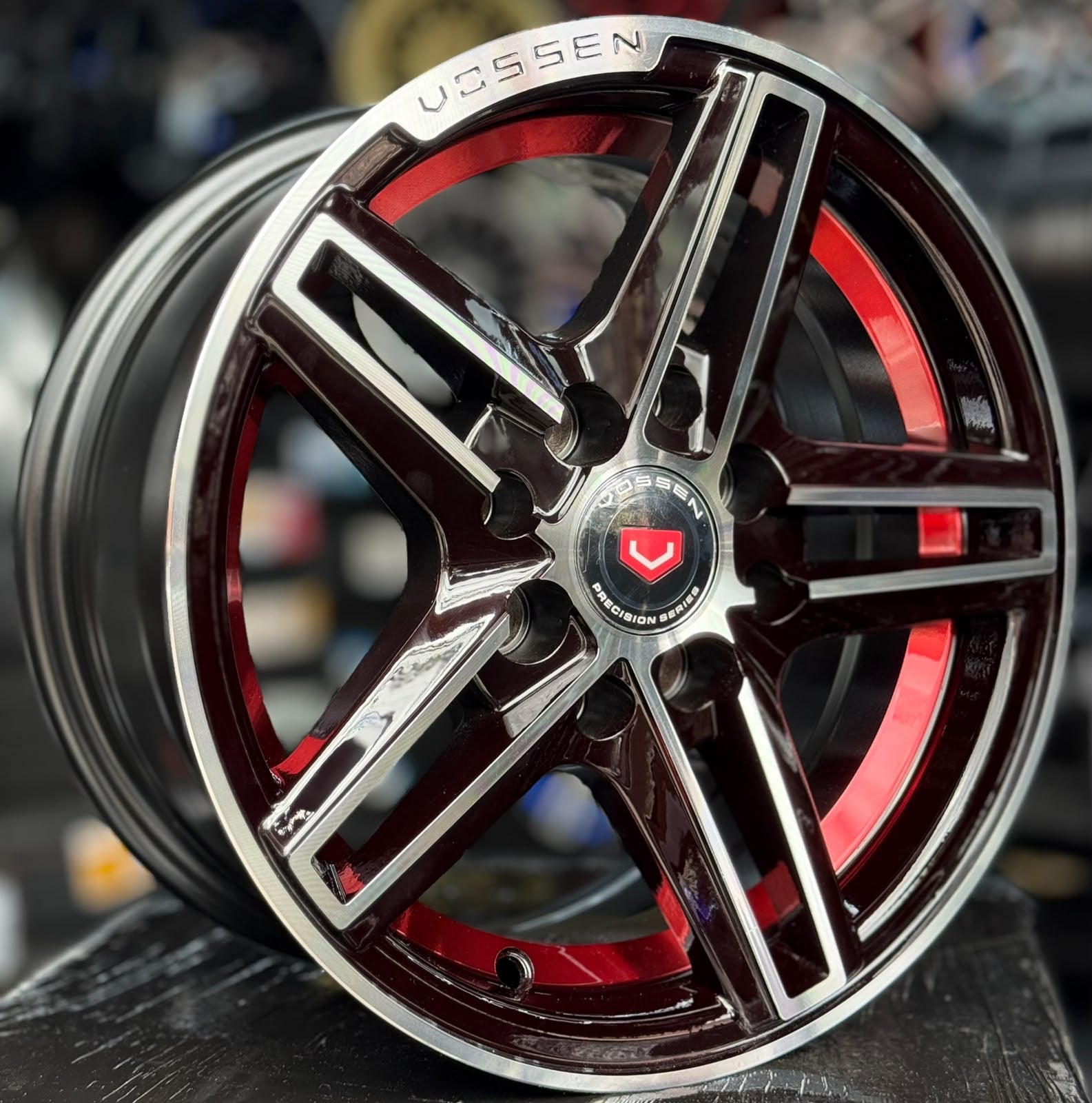 Rin 13 Black Red (Cod. 353C)